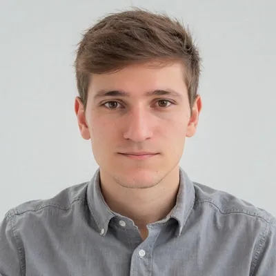 Portrait of Ryan Yannelli